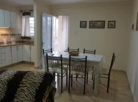 Corrientes Uno Apartment II