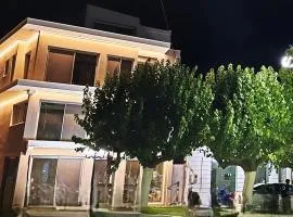 Evia Plaza Suites