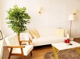 Modernes & stilvolles Komfort-Apartment mit Balkon
