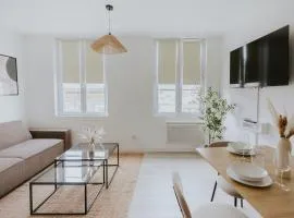 Elegant bright and cozy T2
