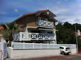 Les Embruns d Arcachon - Villa avec Piscine Chauffée