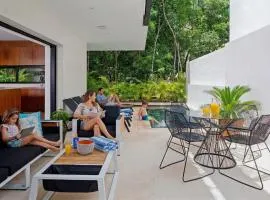 Lux Villa Heated Pool and Cenote Access