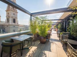 Radisson Collection Hotel, Basilica Budapest، فندق في بودابست