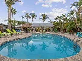 Coconut Grove Resort