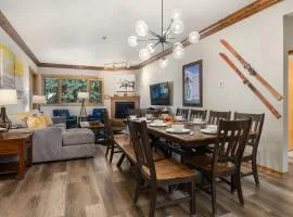 Snow Flower 204 -REDUCED RATES- Pool, Hot Tub, Balcony with Views, Steps to Gondolas, Restaurants