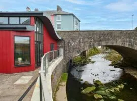 Ger Y Llanw Aberaeron