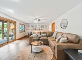 Des Moines 4BR Family Getaway