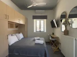Serendipity Living Petite