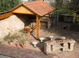 Tompos Vendégház és pince, holiday rental in Villány