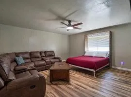 Avondale House Pet-Friendly near OU Campus Sleeps 10