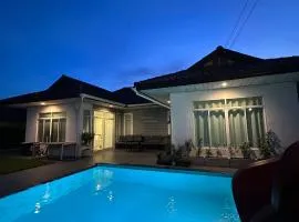 Victoria Poolvilla Pattaya by Chon