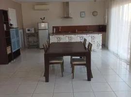 villa deux chambres Lac du Salagou