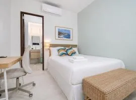 Room 14: Chill City Veranda Near Miramar