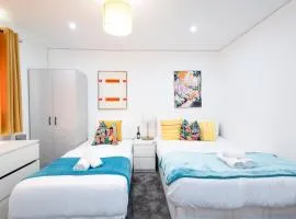 Superb London Apartment close to tube station