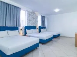 Hotel Rey Plus Via Marina