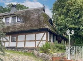 Lovely Apartment In Kalkhorst With Wifi