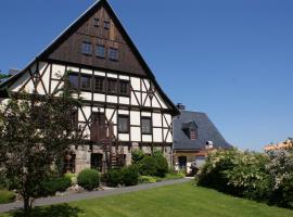 Hotel Landhaus Marienstein โรงแรมที่มีสปาในBergen