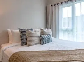 Title Serenity 1-Bedroom Suite with Balcony by TVC F212