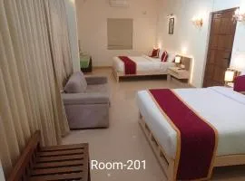 Raul's Boutique Hotel, by Dona Paula Sea View