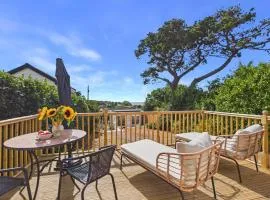 Aphrodites Shell Tiny Home with Solent Views