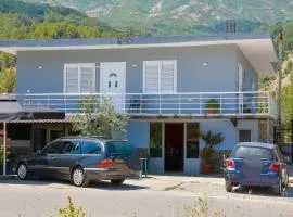 Guesthouse - VILA QETESIA