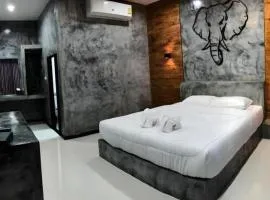 Chang Puak Resort Ronphiboon Nakornsrithamarat