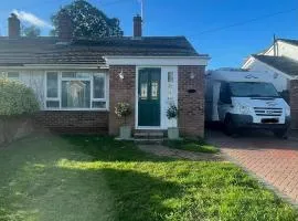 Air Conditioned Motorhome Escape in Surrey