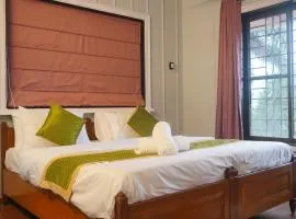Gen-Z Villa with Hill View from Balcony & Spacious Pool Area & AC