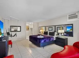 RoofTop Resort - Hollywood Beach, Florida