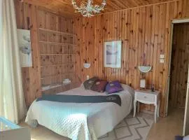 Chambre deux personnes et un bébé