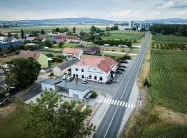 Rybářská restaurace a penzion u Horáků