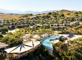 ARAMERAS Resort