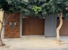 Casa com ótima localização