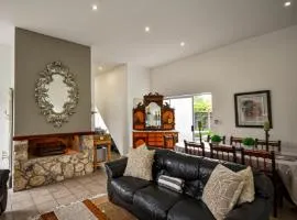 Lieflappie Seaview Stilbaai 400m to the beach