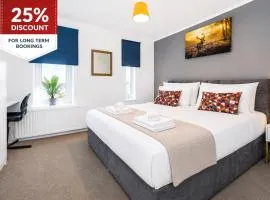 The Randolph 2 Bedroom Apartment- Free Parking Ideal for Contractors & Business Travellers