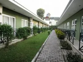 Arbor Vitae Hotel