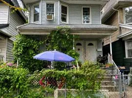 Classical American House 4