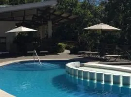 Casa en playa Herradura con piscina