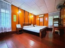 Rustic Tualang Timber House Village Retreat Stay