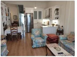 Los Laureles A Relaxing Vintage Home in the Heart of Sparta
