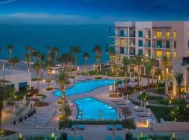 Bloomfields 3BR plus Maids in The Address Beach Resort