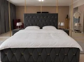 Azur House
