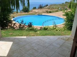 July Morning Seaside Resort Apt A06