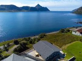 Lofoten Paradise Cabins Sea View