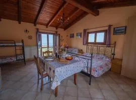 Strada Casai 19 - Appartamento turistico in villa con giardino e posto auto