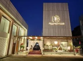 East Lite Hotel
