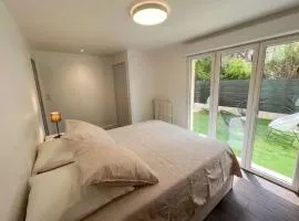 Appartement T2 Terrasse 50m2 plein sud Parking 5 min de la plage