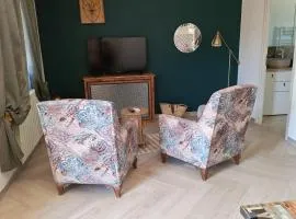 Mareva House - Discreet with parking