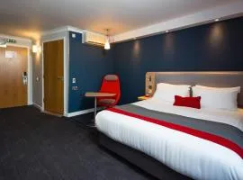 Holiday Inn Express Glasgow Airport by IHG