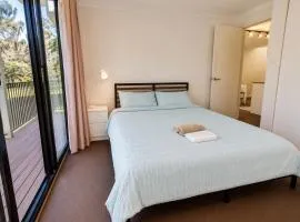 Entire 1-Bedroom unit, Self Check-in
